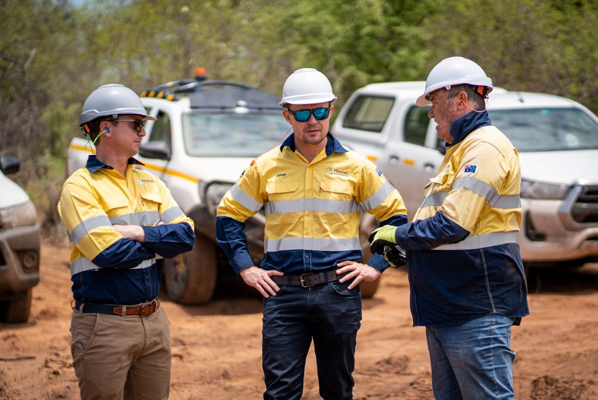 Team discussion on site